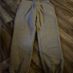 Nike Women’s Gray Sweatpants